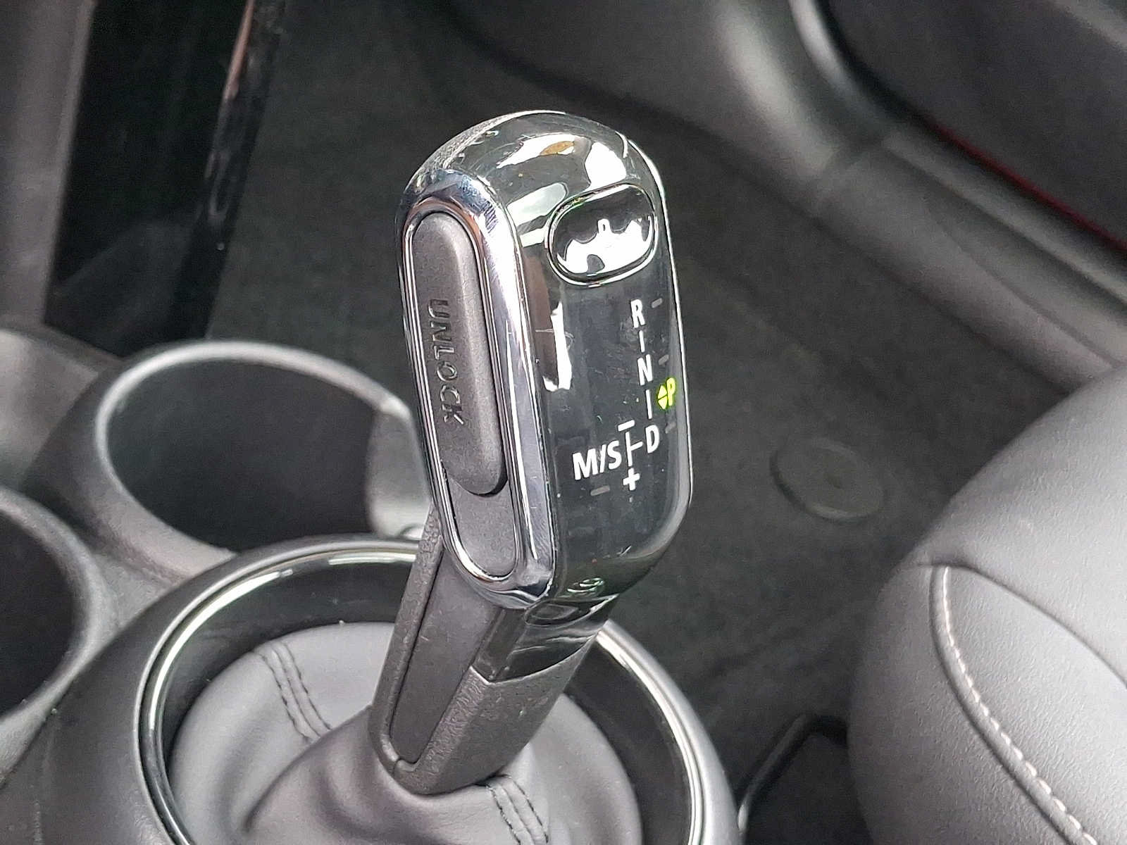Used 2024 MINI Cooper 2-Door Hardtop FWD image 14