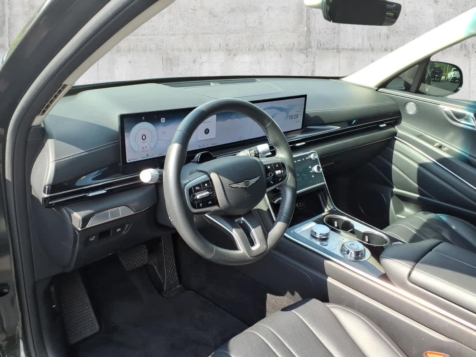 Used 2025 Genesis GV80 2.5T Standard AWD/4WD image 5