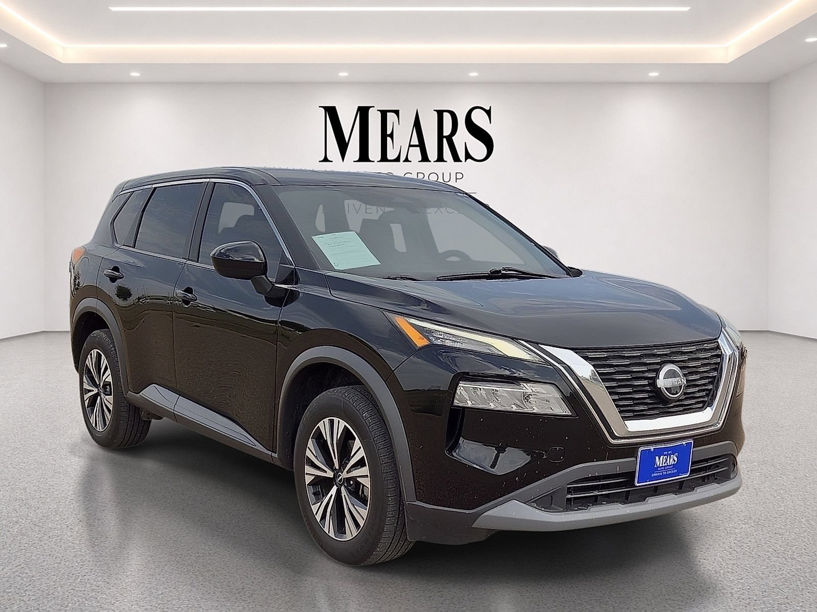 Used 2023 Nissan Rogue SV AWD/4WD image 7