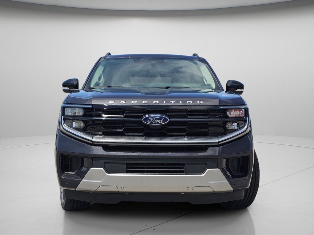 New 2026 Ford Expedition Max Platinum w/ Platinum Ultimate Package AWD/4WD image 3