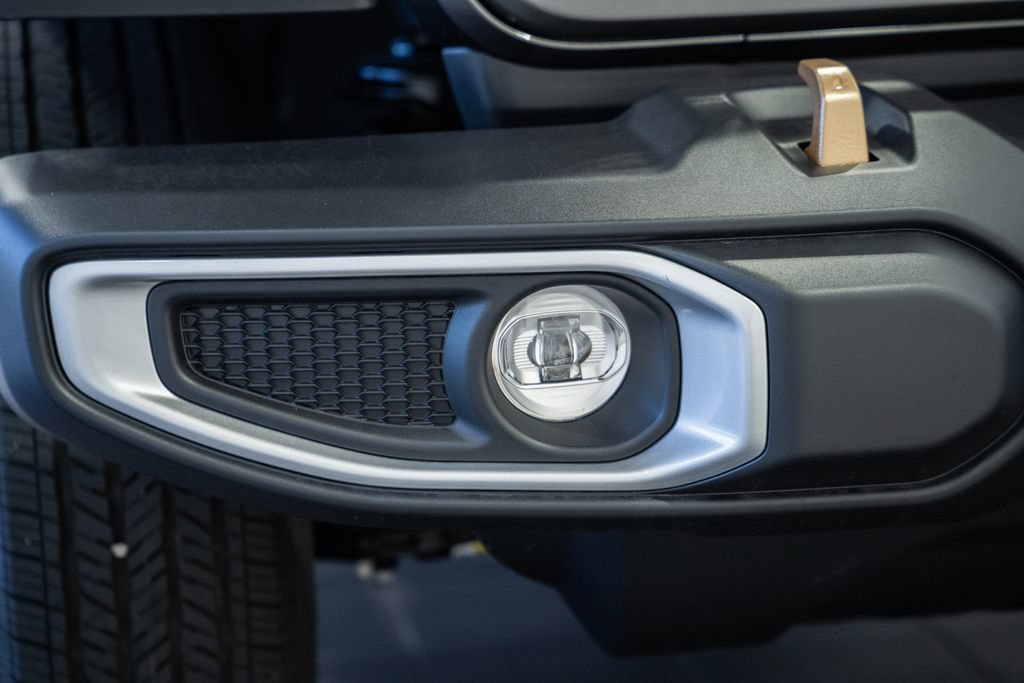 New 2026 Jeep Gladiator Sport AWD/4WD image 11