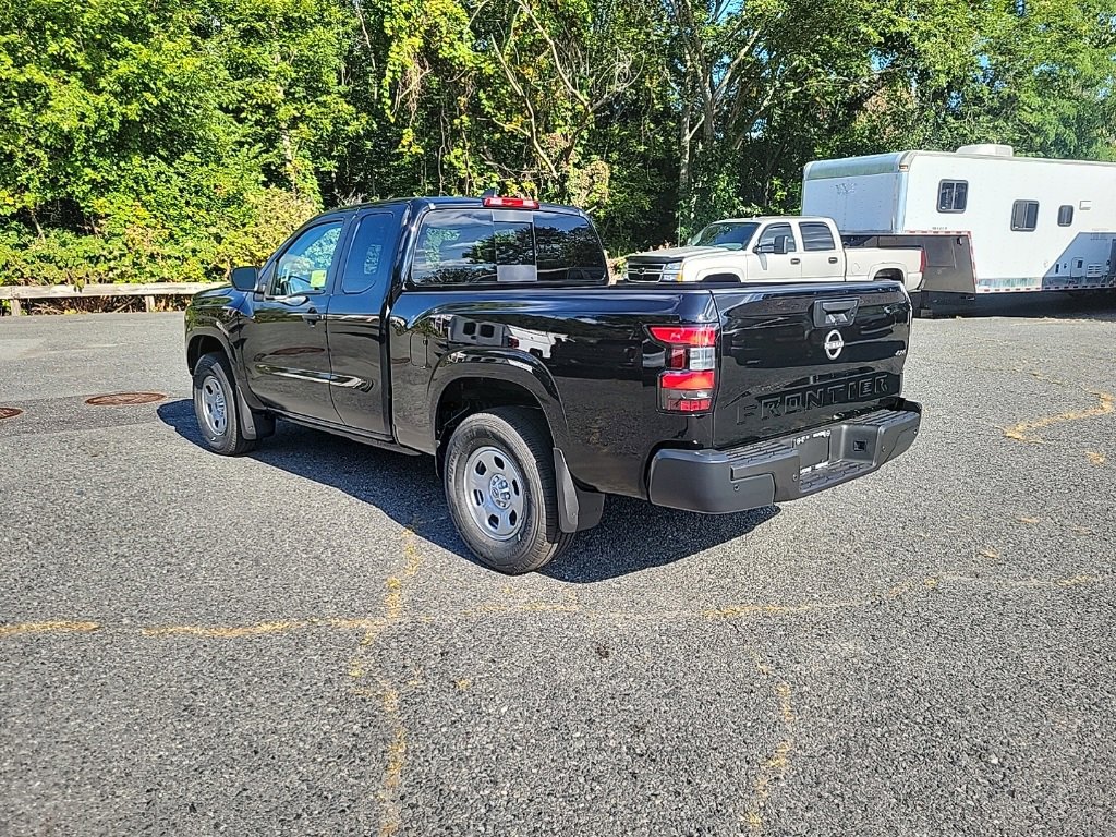 New 2026 Nissan Frontier S image 3