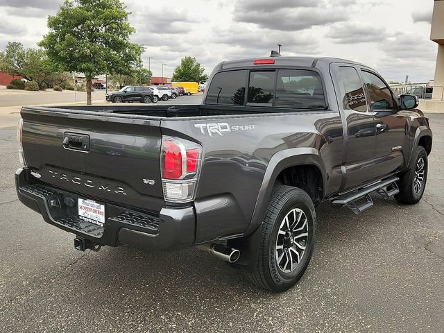 Used 2023 Toyota Tacoma TRD Sport w/ Technology Package RWD image 4