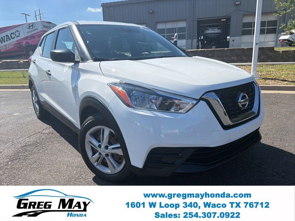 Used 2020 Nissan Kicks S video 1