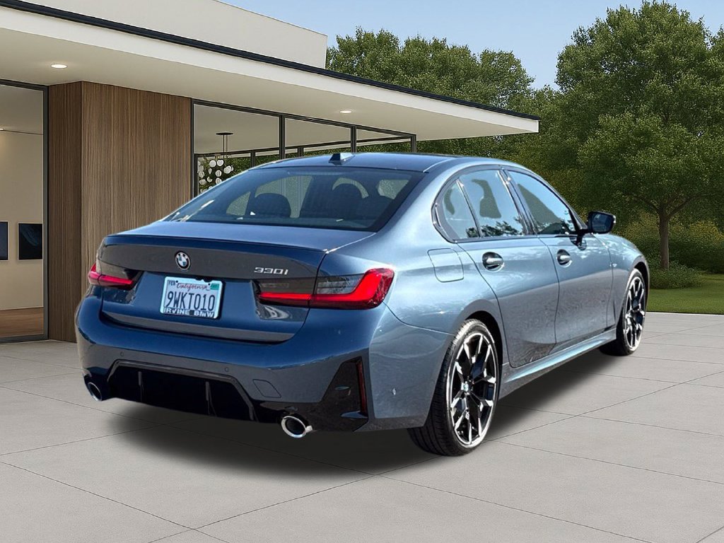 Used 2026 BMW 330i Sedan w/ M Sport Package RWD image 8