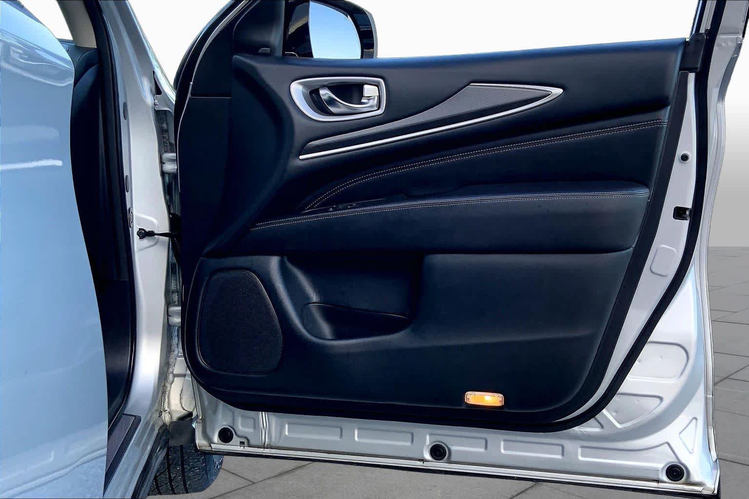 Used 2020 INFINITI QX60 Pure AWD/4WD image 22