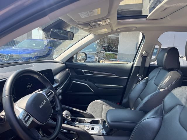 Used 2025 Kia Telluride S AWD/4WD image 41