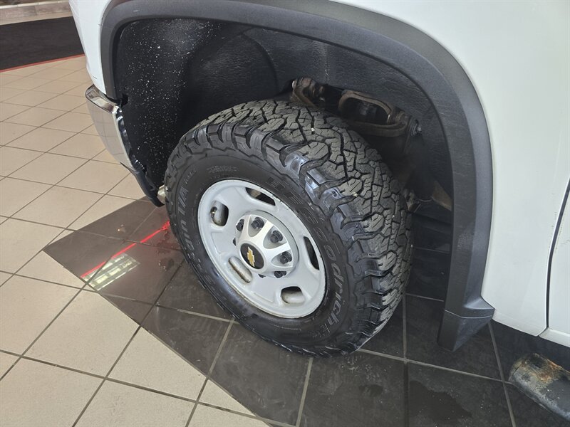 Used 2021 Chevrolet Silverado 2500 W/T w/ WT Convenience Package AWD/4WD image 31
