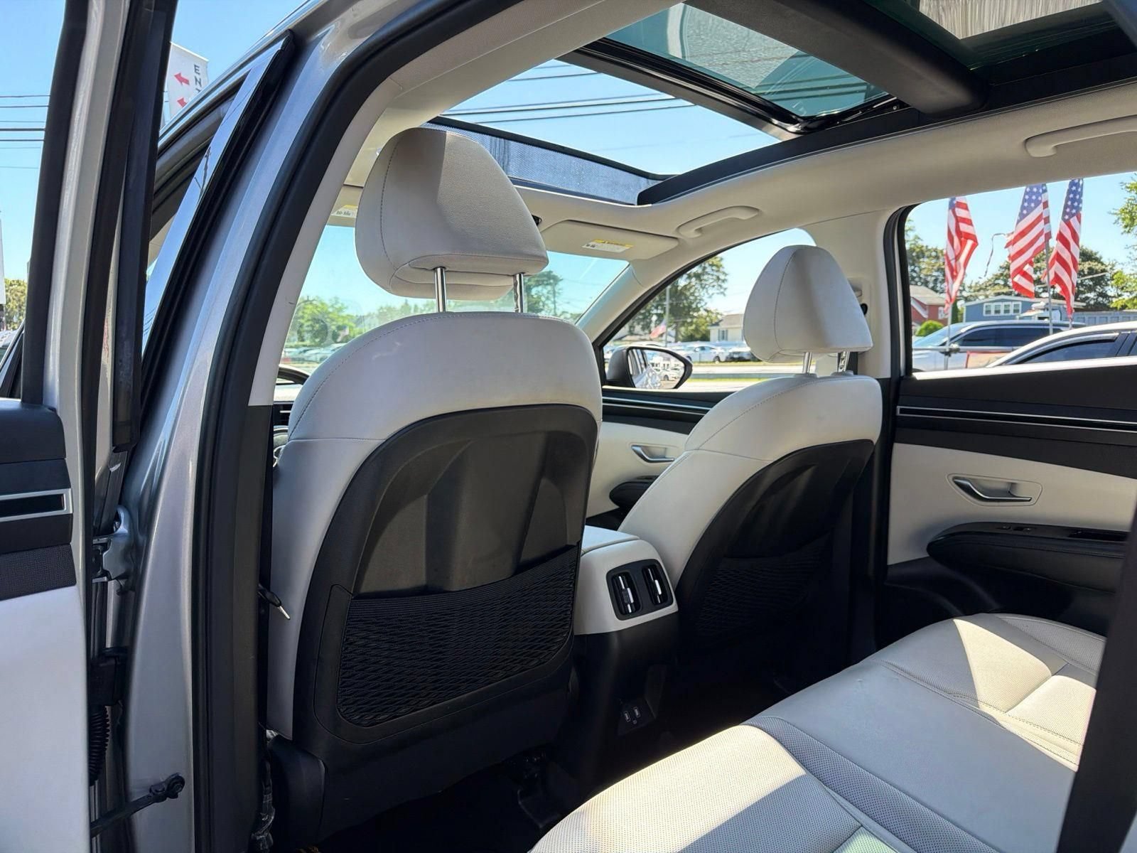 Used 2023 Hyundai Tucson Limited AWD/4WD image 25