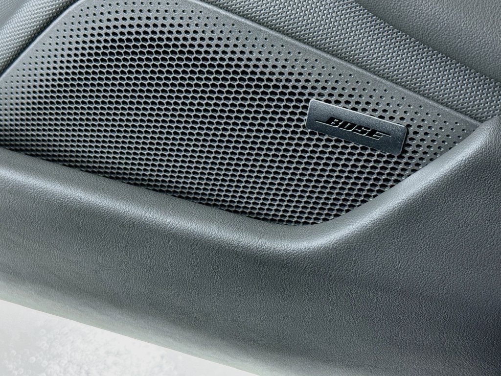 New 2026 Porsche Taycan AWD/4WD image 12