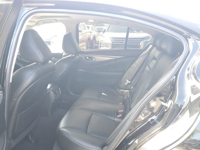 Used 2018 INFINITI Q50 Sport image 12
