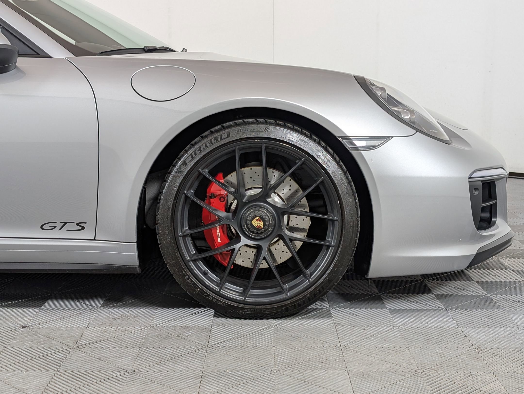 Used 2019 Porsche 911 Targa 4 GTS AWD/4WD image 14