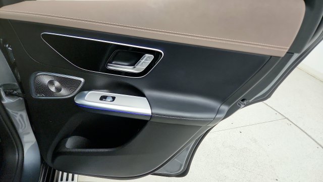 Used 2023 Mercedes-Benz EQE 350+ SUV w/ Exclusive Trim Package image 45