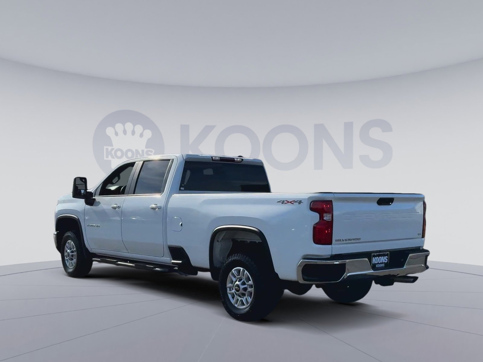 Used 2025 Chevrolet Silverado 2500 LT w/ Convenience Package image 11