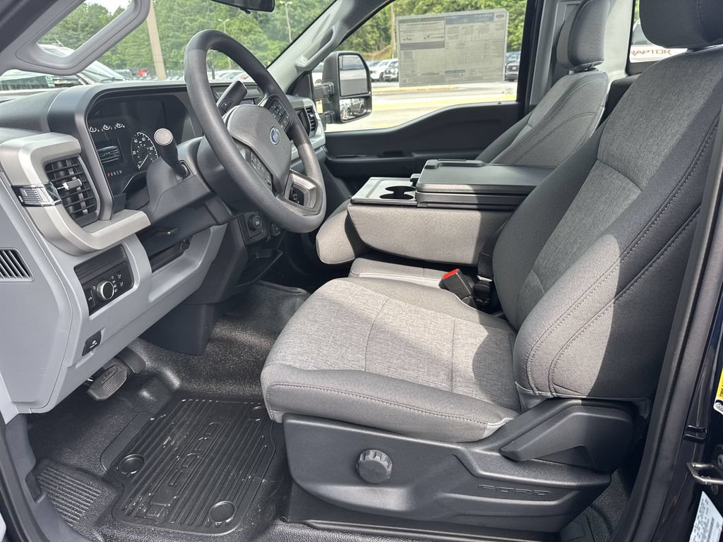 New 2025 Ford F350 XL w/ 360-Degree Camera Package RWD image 10
