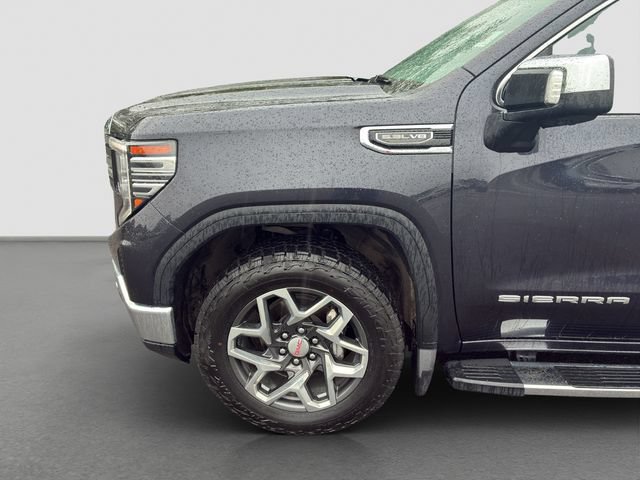 Used 2024 GMC Sierra 1500 SLT w/ SLT Premium Plus Package AWD/4WD image 10