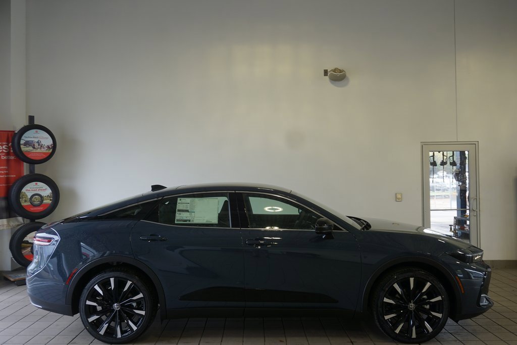 New 2026 Toyota Crown Platinum image 18