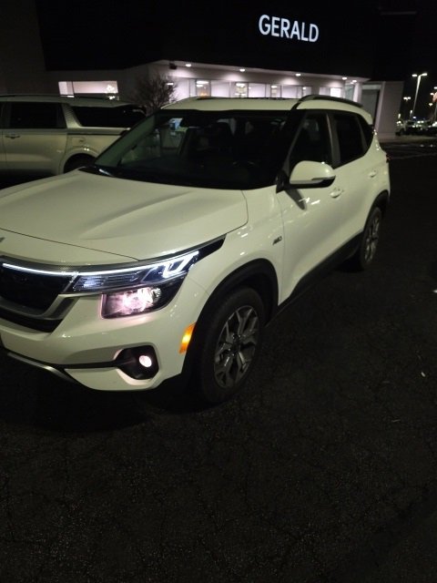 Certified 2023 Kia Seltos EX