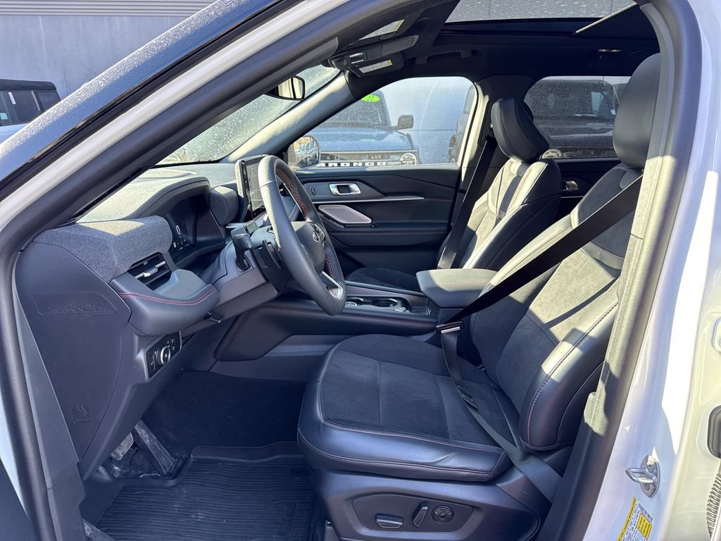 Used 2026 Ford Explorer ST w/ Sun And Sound Package AWD/4WD image 17