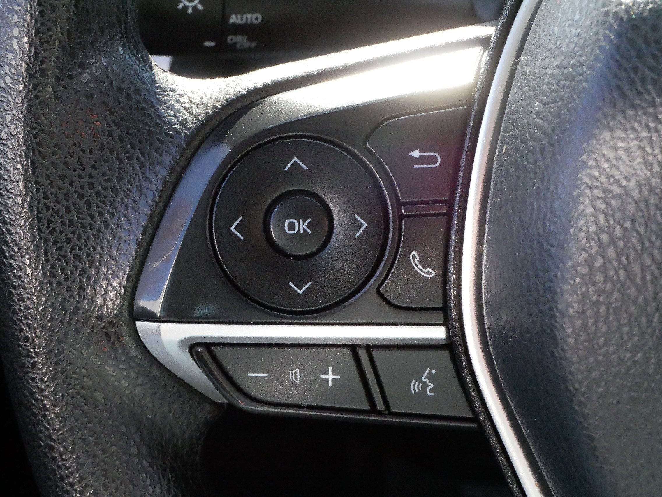 Used 2023 Toyota Camry LE w/ Convenience Package image 26