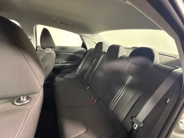 Used 2024 Hyundai Elantra SEL FWD image 26