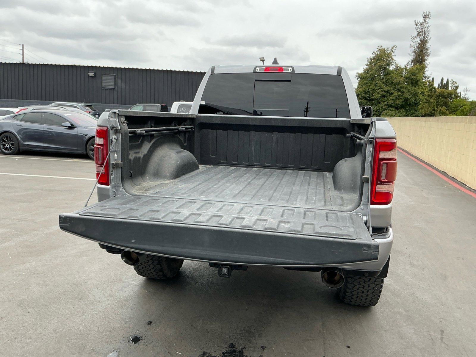 Used 2021 RAM 1500 Laramie w/ Sport Appearance Package image 25