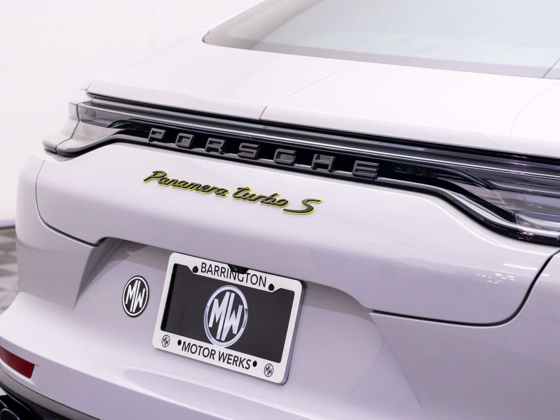 Used 2023 Porsche Panamera Turbo S w/ Assistance Package image 33