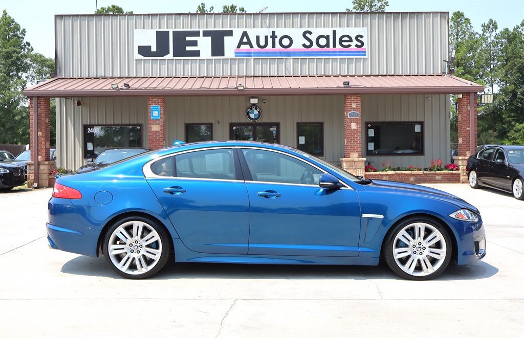 Used 2013 Jaguar XF R RWD image 8