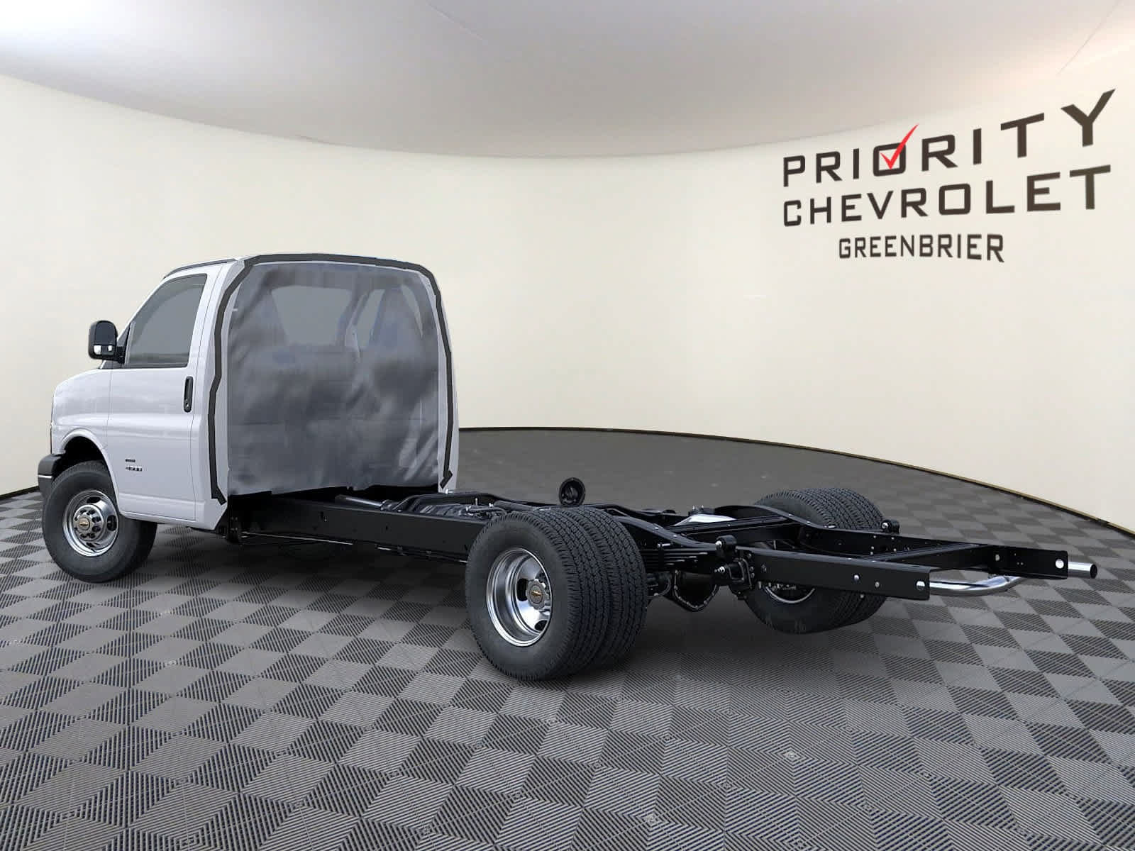 New 2025 Chevrolet Express 3500 w/ Power Convenience Package RWD image 3