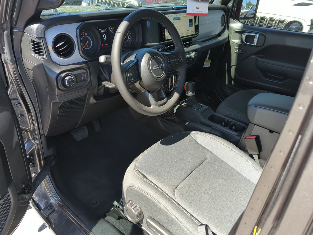 New 2026 Jeep Gladiator Sport AWD/4WD image 11