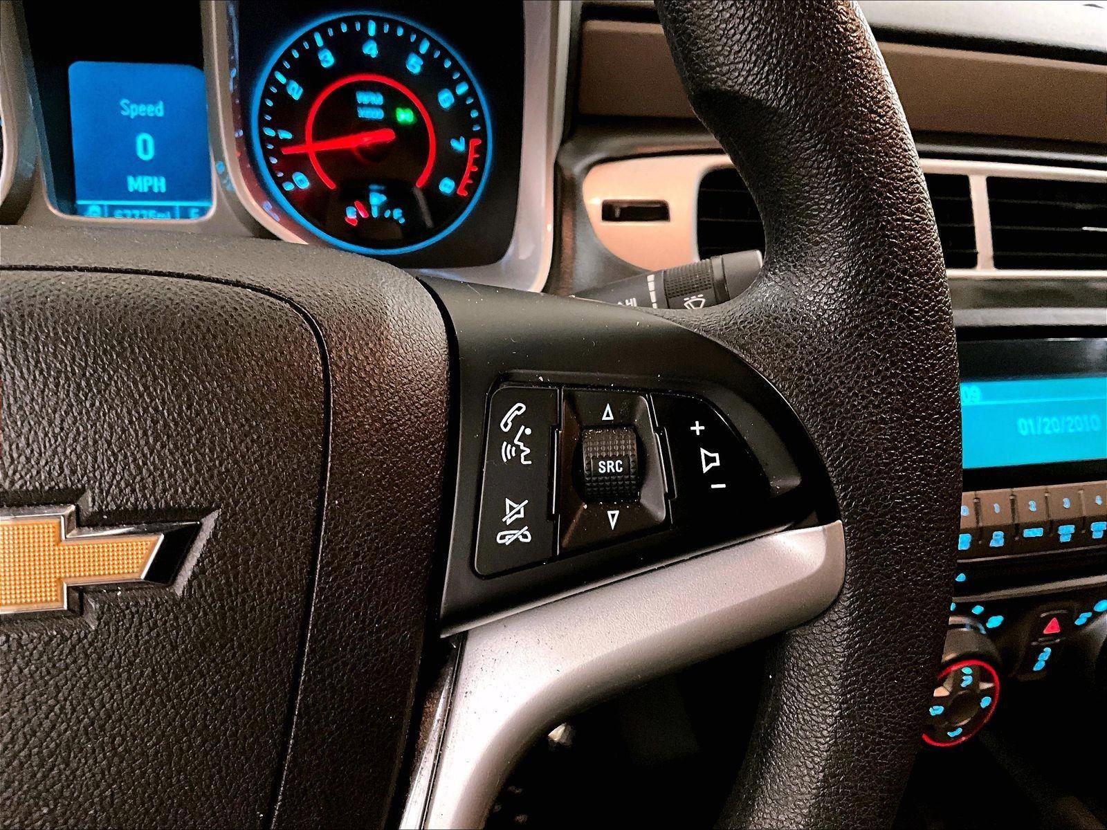 Used 2015 Chevrolet Camaro LS RWD image 19