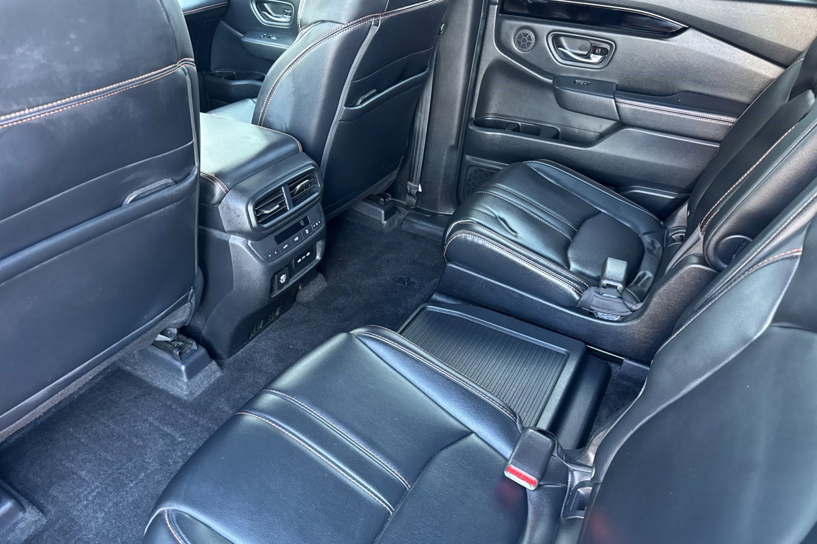 Certified 2024 Honda Pilot TrailSport image 26