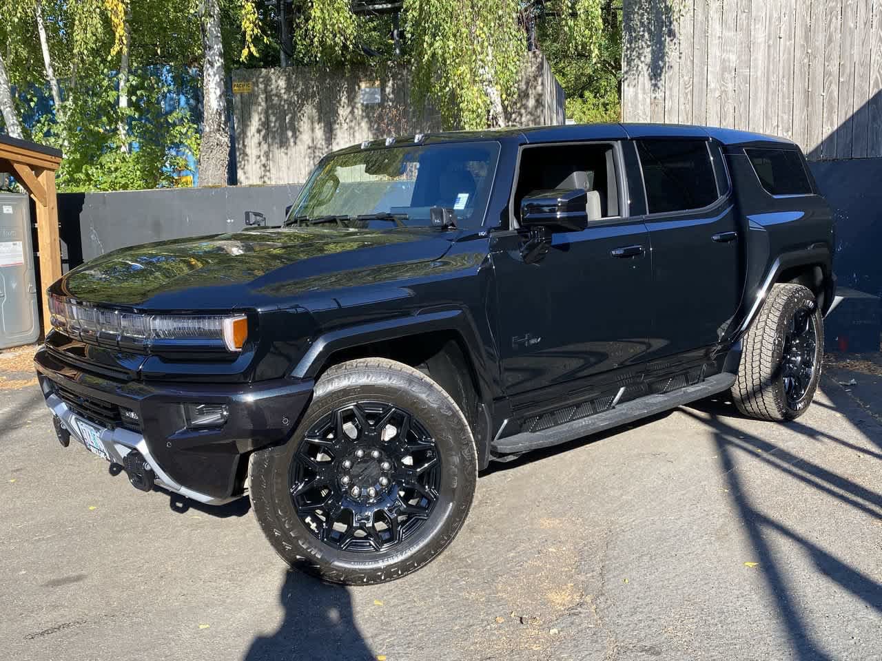 Used 2025 GMC Hummer EV 3X w/ LPO, Illumination Package