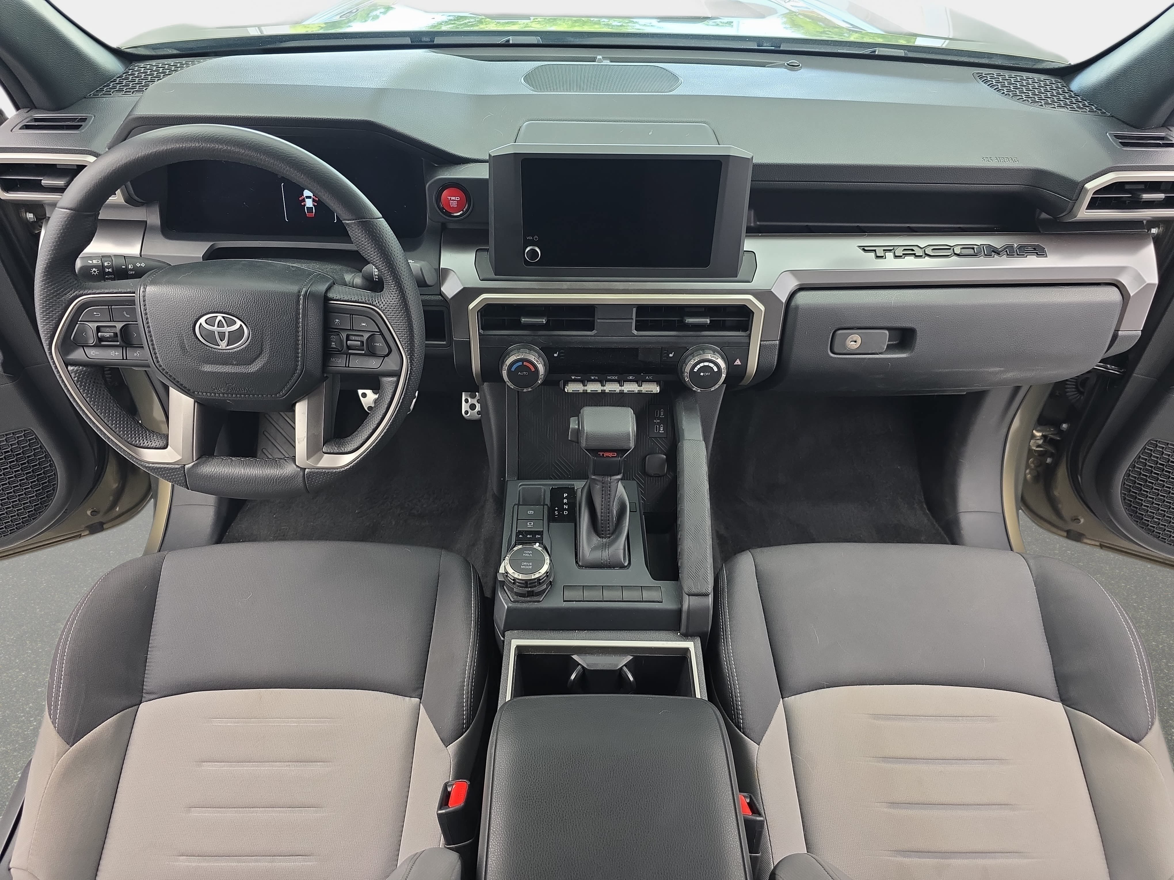 Used 2024 Toyota Tacoma TRD Sport AWD/4WD image 9
