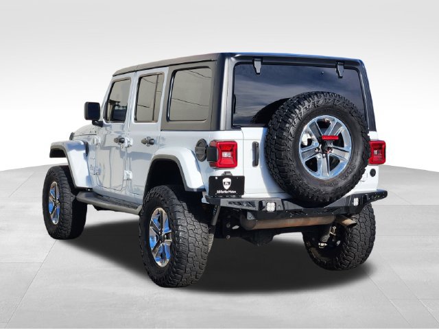 Used 2022 Jeep Wrangler Unlimited Sahara w/ Cold Weather Group AWD/4WD image 7