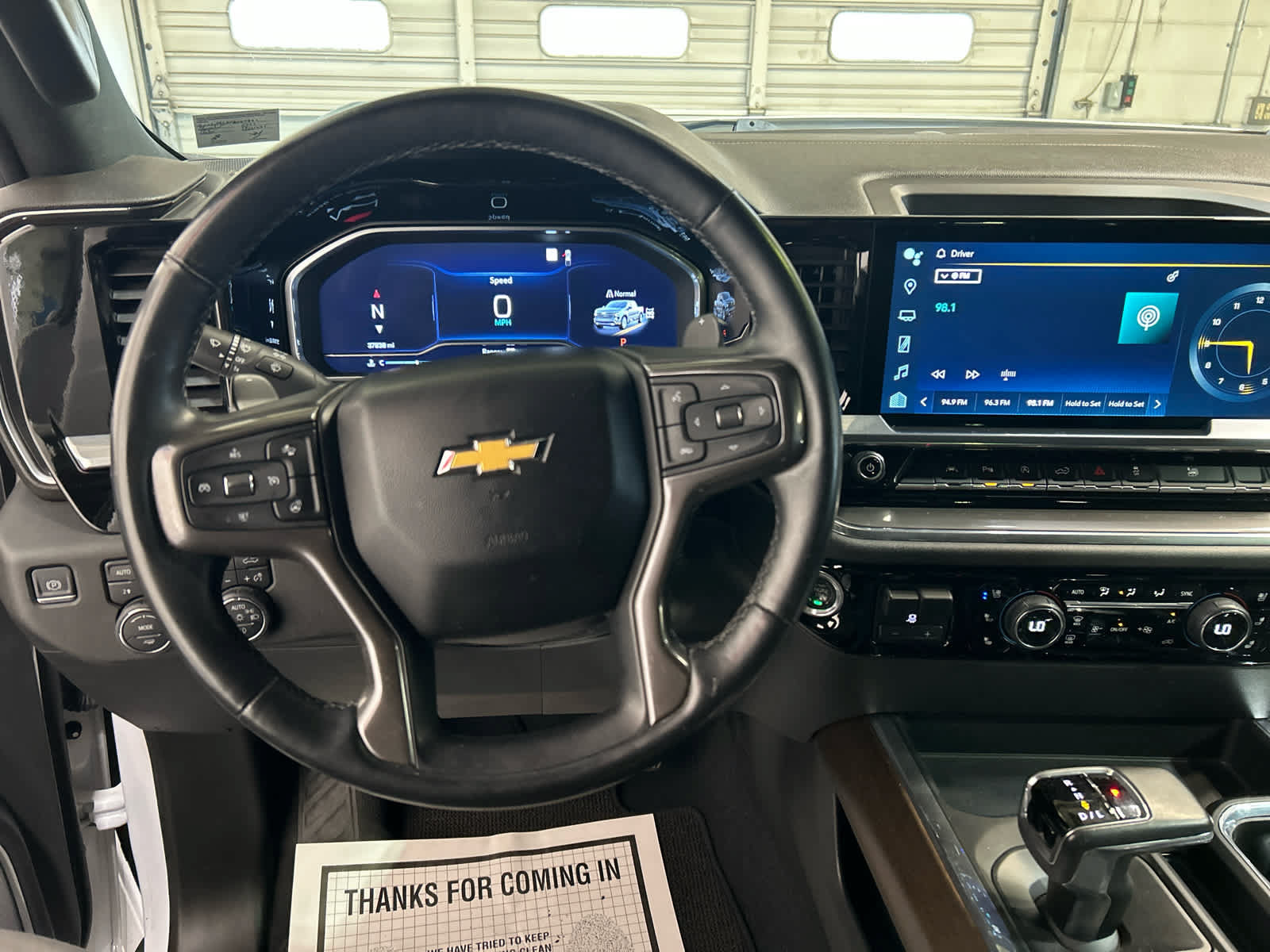Used 2023 Chevrolet Silverado 1500 High Country AWD/4WD image 9