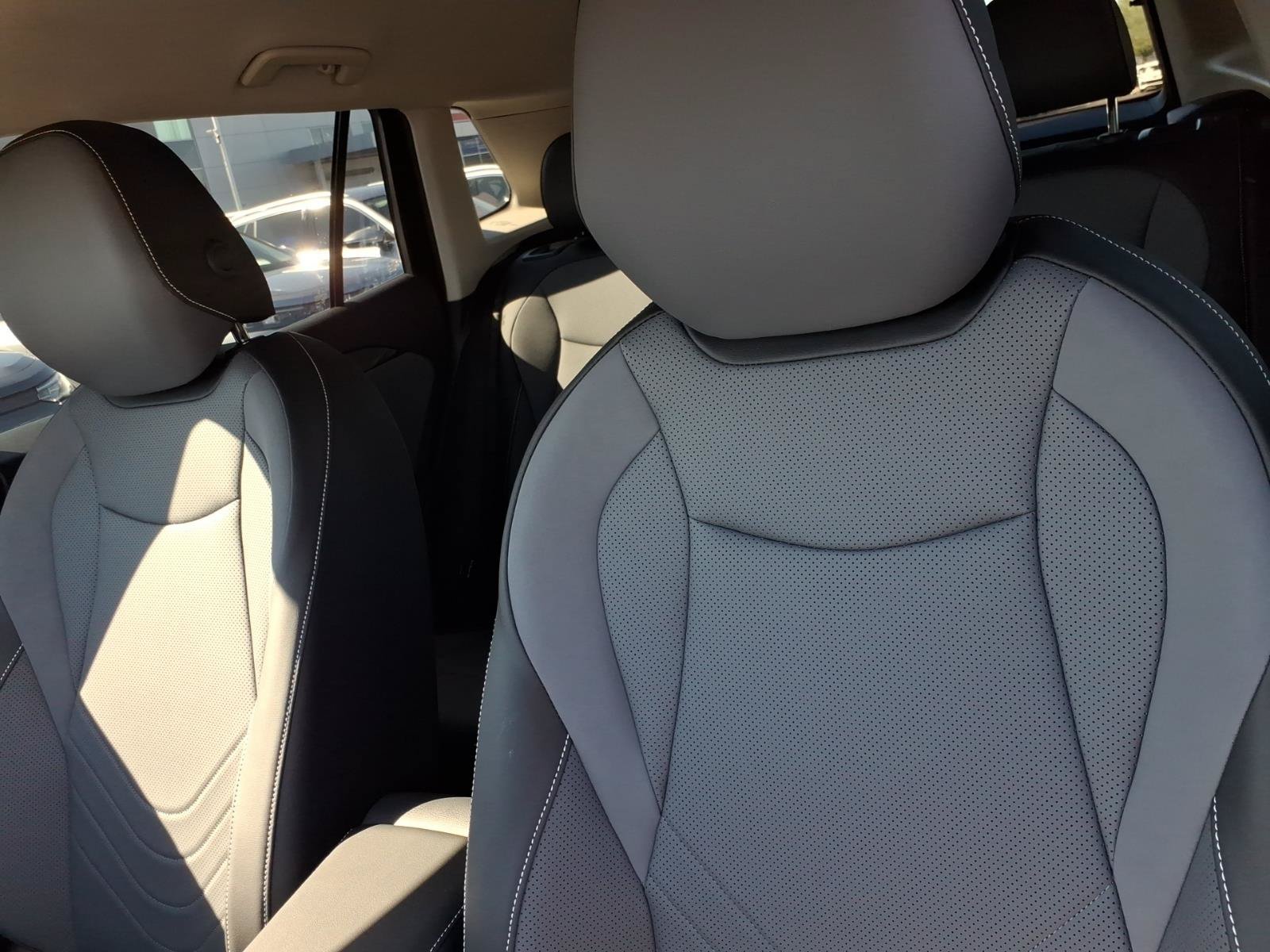 New 2026 Volkswagen Tiguan SE FWD image 9
