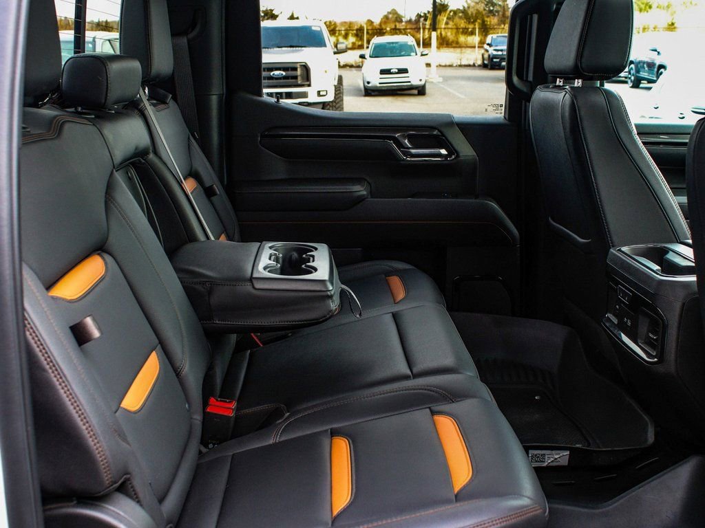 Used 2024 GMC Sierra 1500 AT4 w/ Technology Package image 36