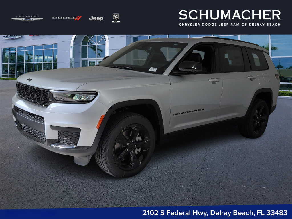 New 2025 Jeep Grand Cherokee L Laredo RWD image 4