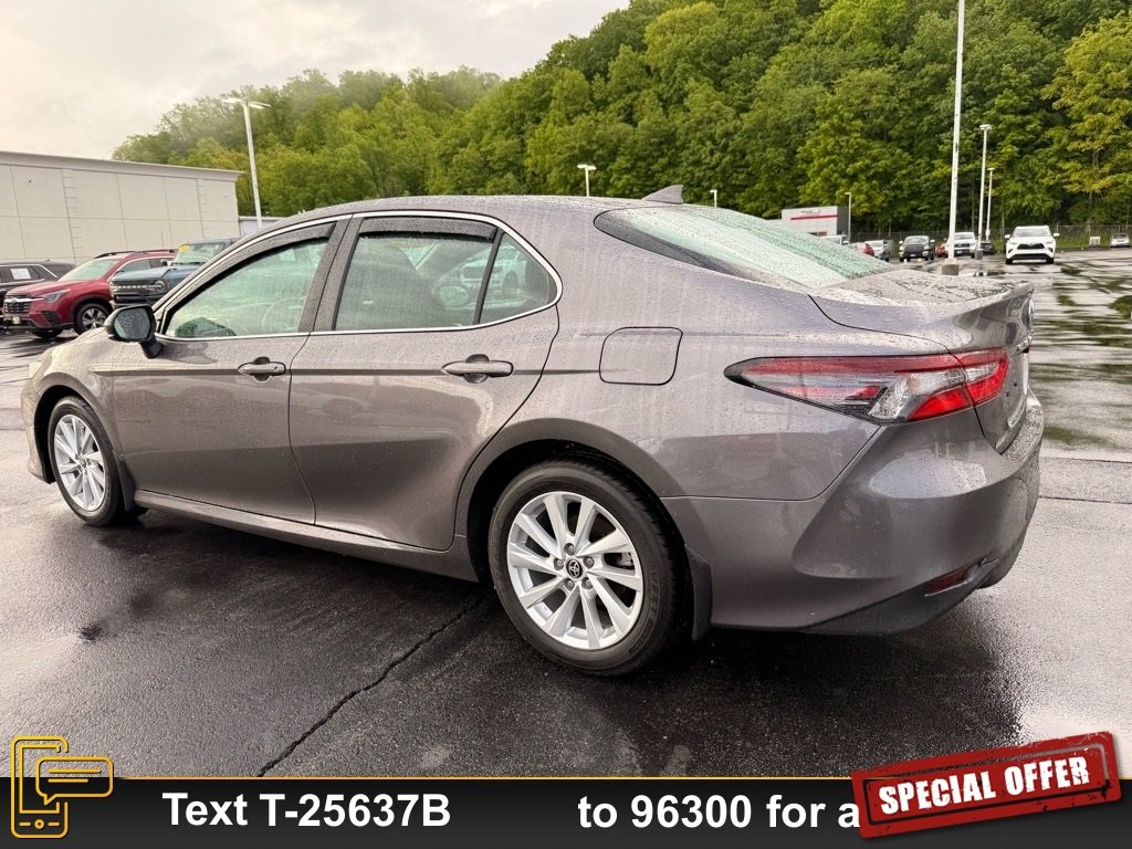 Used 2023 Toyota Camry LE image 7