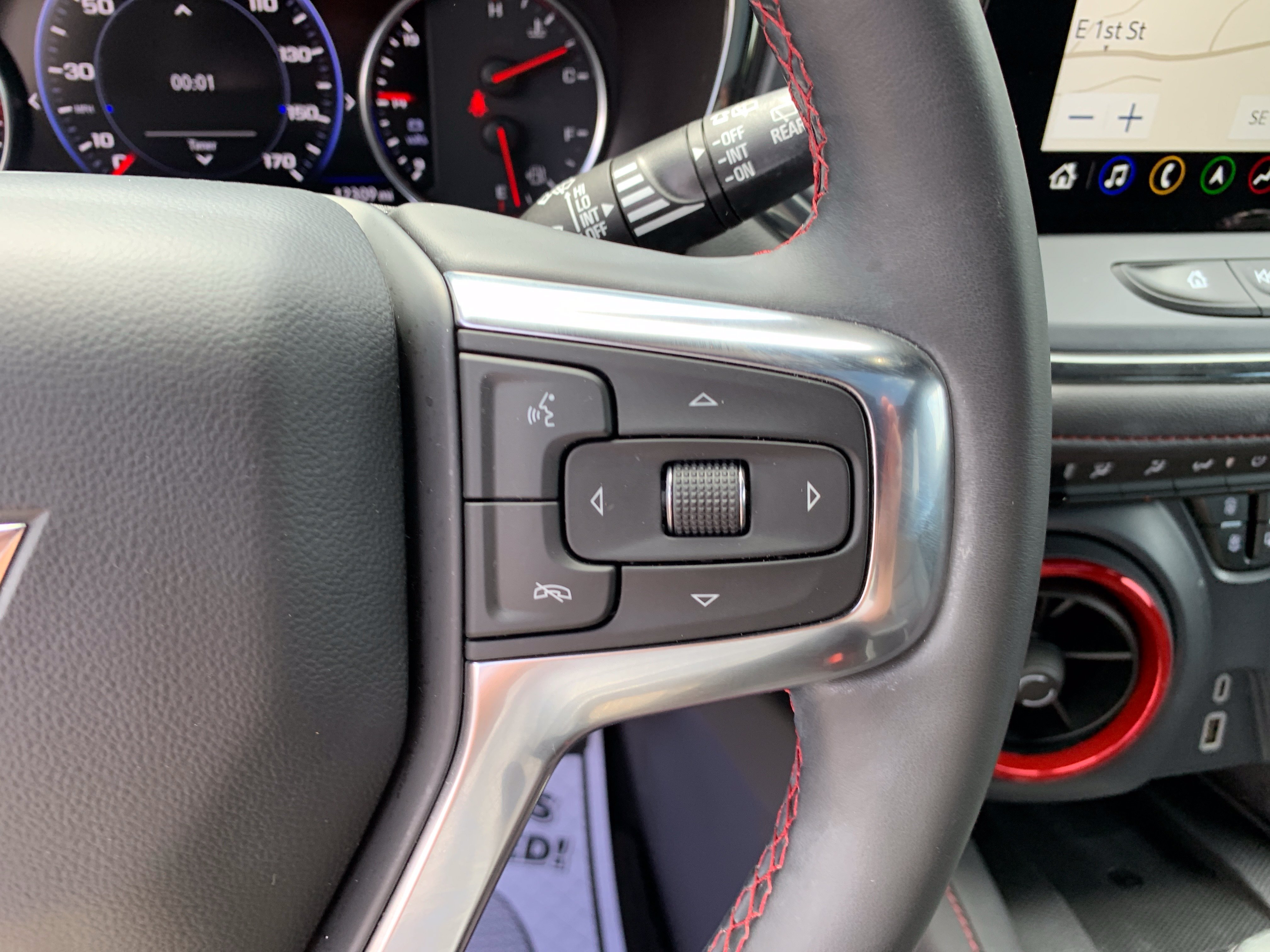 Used 2024 Chevrolet Blazer RS w/ Driver Confidence II Package FWD image 28
