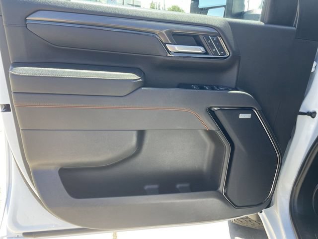Used 2025 GMC Sierra 2500 AT4 w/ AT4 Premium Plus Package AWD/4WD image 23