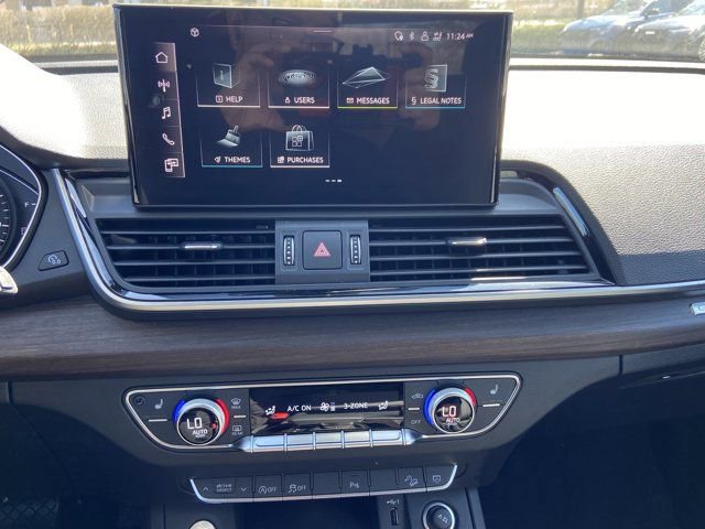 Used 2023 Audi Q5 2.0T Premium w/ Convenience Package AWD/4WD image 20