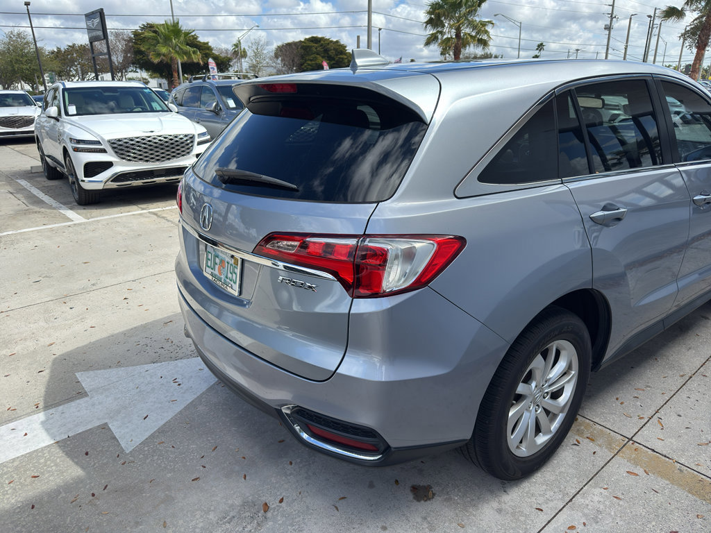 Used 2019 Chrysler 300 Touring L w/ Quick Order Package 22F image 2