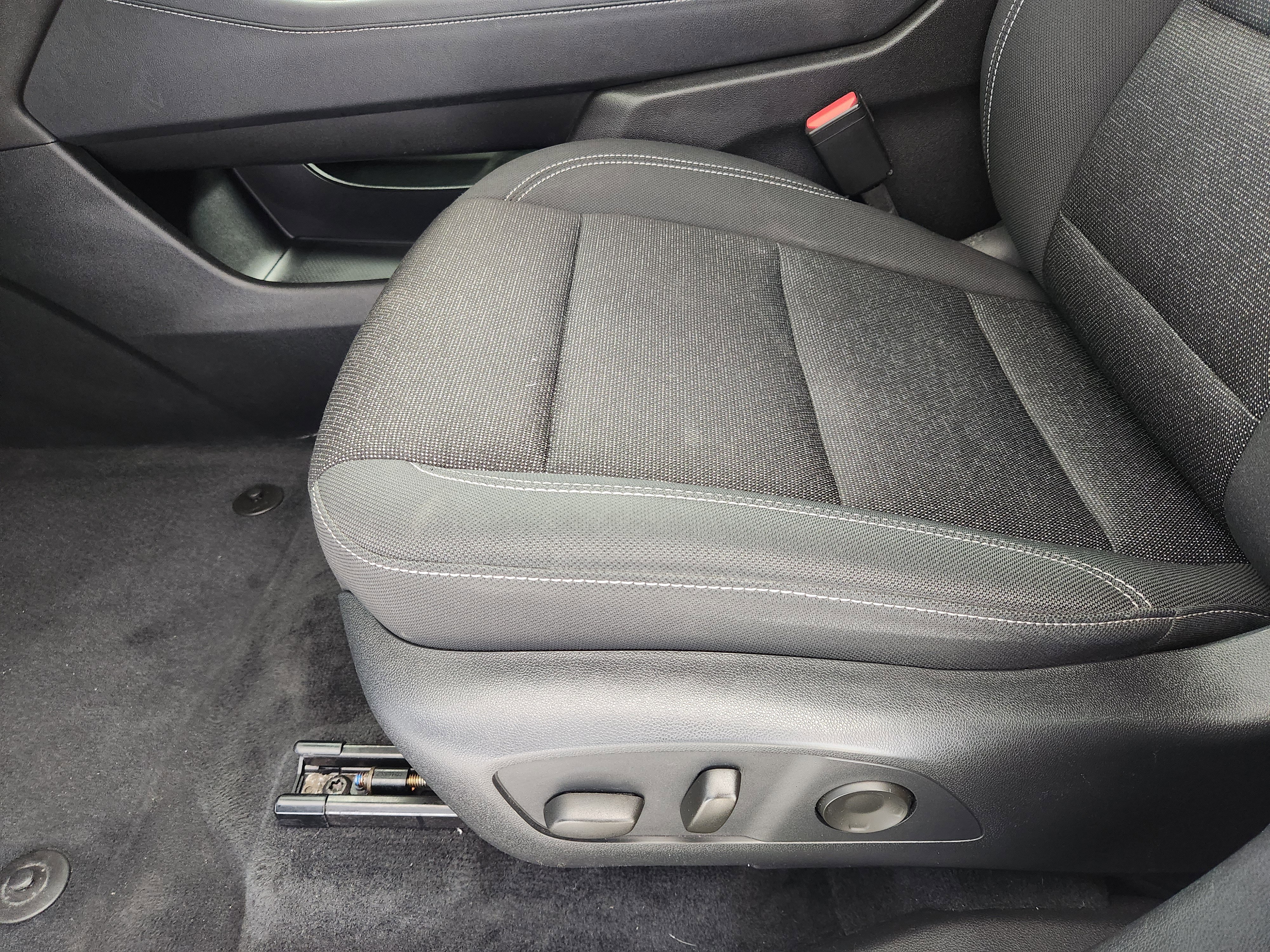 Certified 2024 Chevrolet Traverse LT image 25