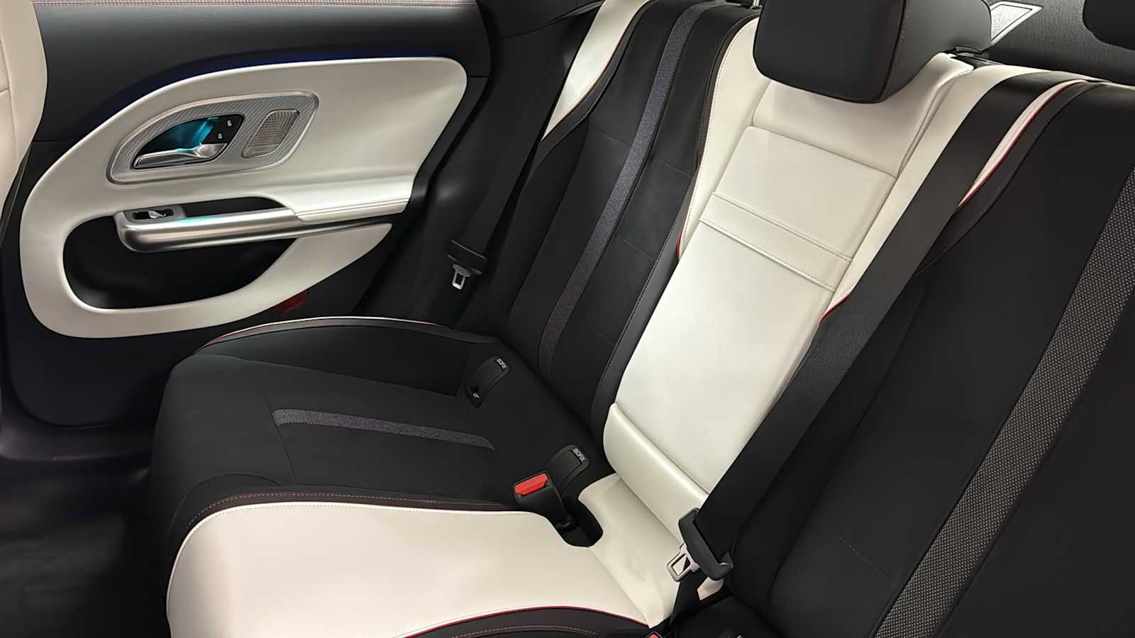 New 2027 Mercedes-Benz CLA 350 image 33