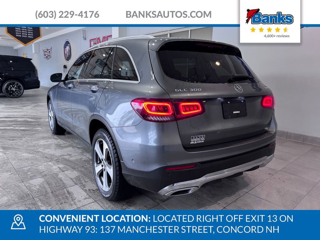 Used 2021 Mercedes-Benz GLC 300 4MATIC image 5