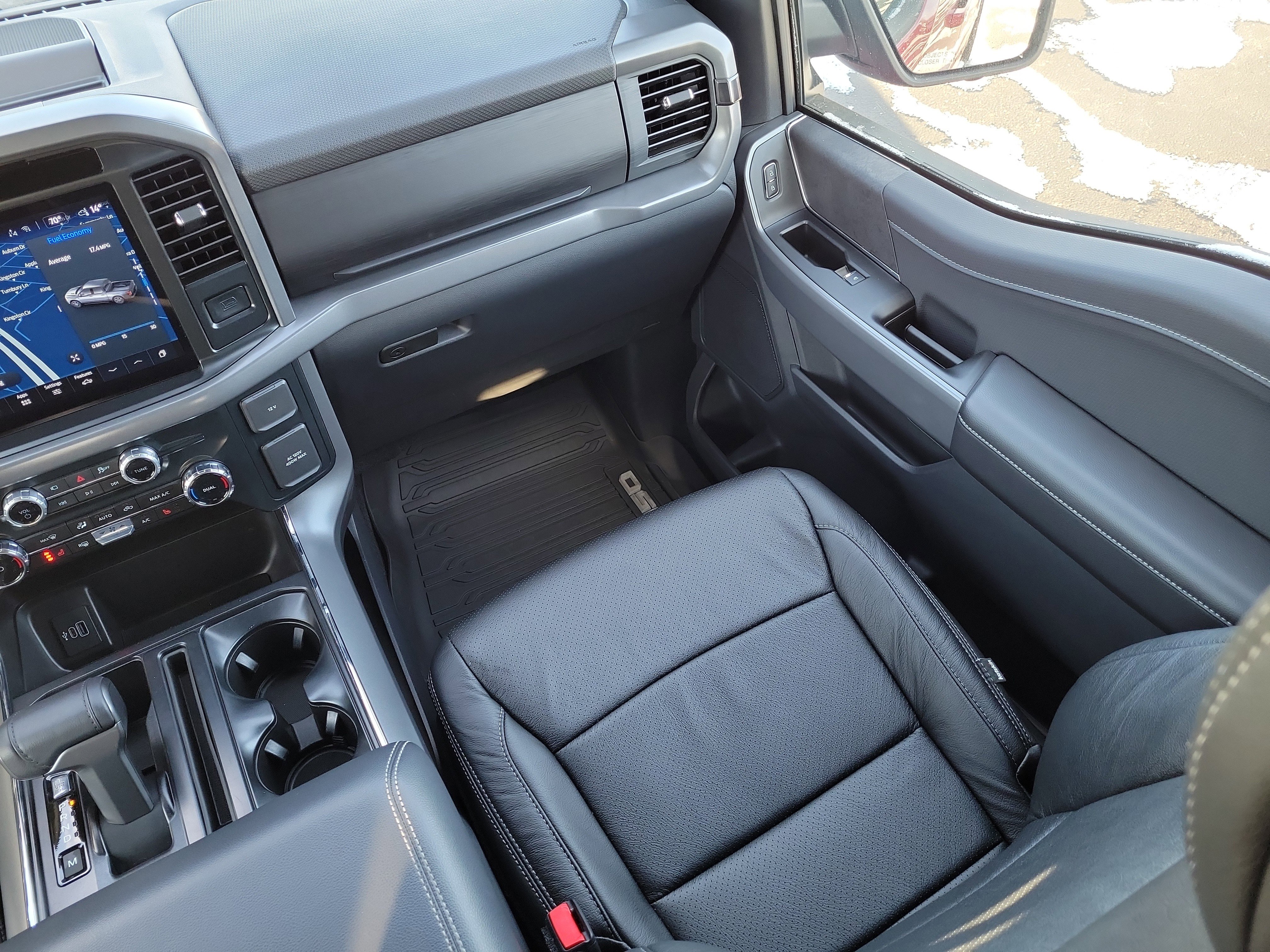 New 2025 Ford F150 XLT w/ Equipment Group 302A MID image 17