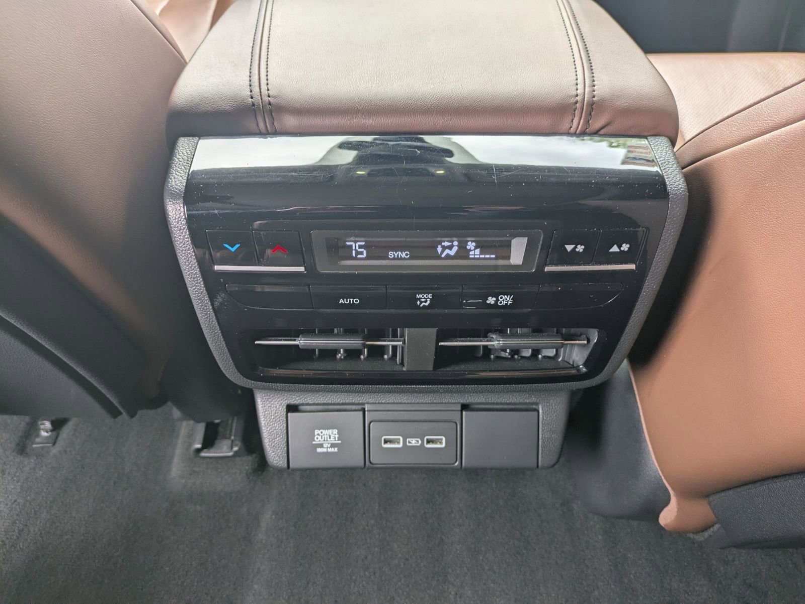 Used 2024 Acura MDX SH-AWD w/ Technology Package image 23