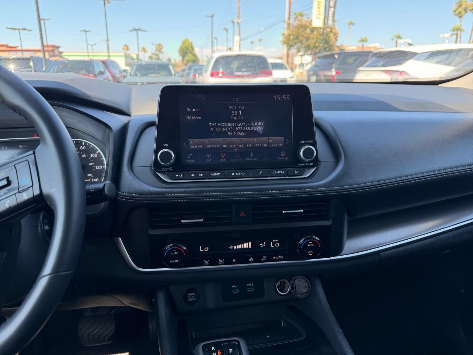 Used 2025 Nissan Rogue SV AWD/4WD image 17